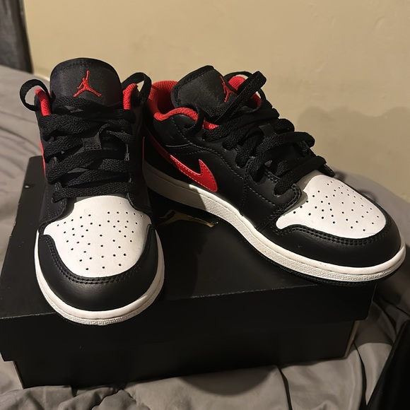 Kids sneakers - Picture 4 of 4